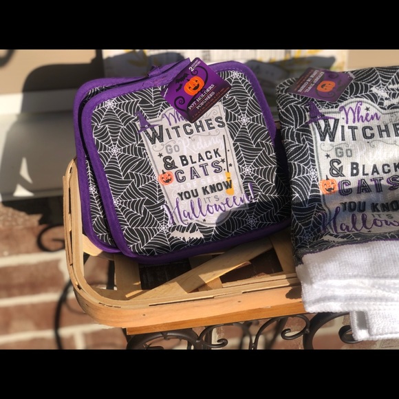 Fall / Halloween Decor - Picture 2 of 5